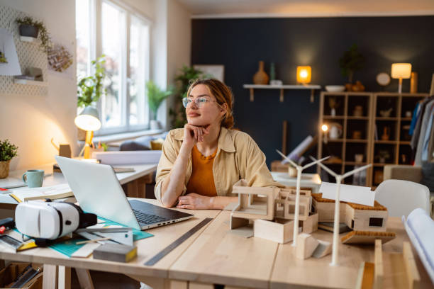 Service gettyimages-2058267355-612x612